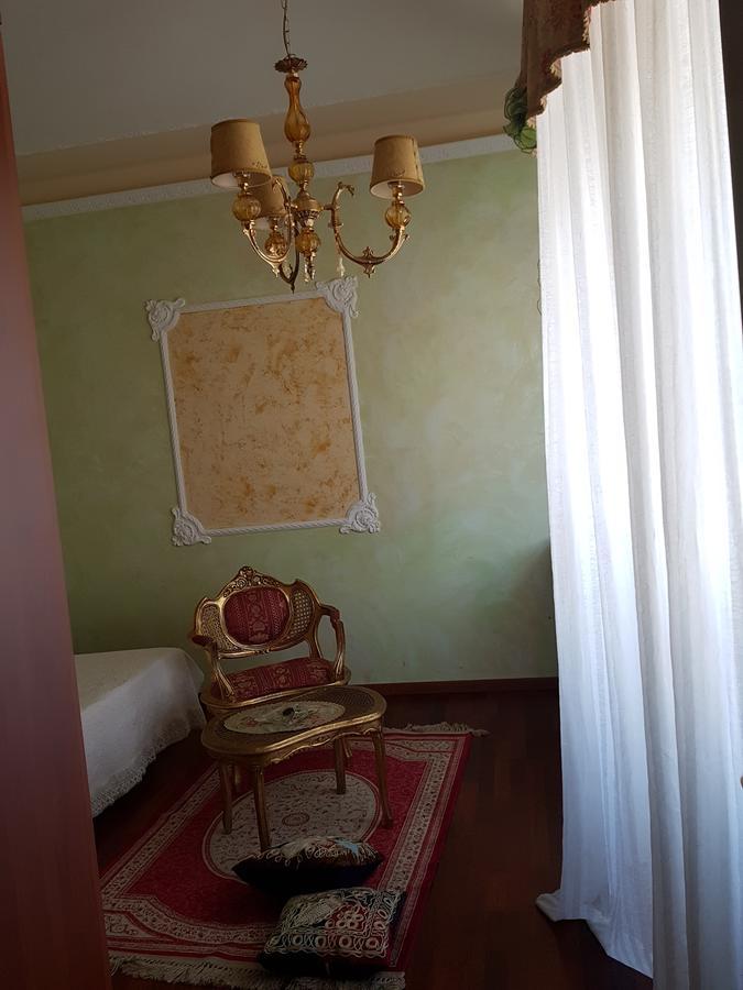 B&B Marilena Affittacamere Rocca Imperiale Exterior foto